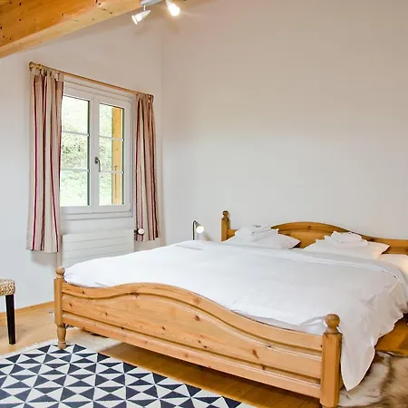 Kiwi Rechts - Griwa Rent Ag * جريندلوالد